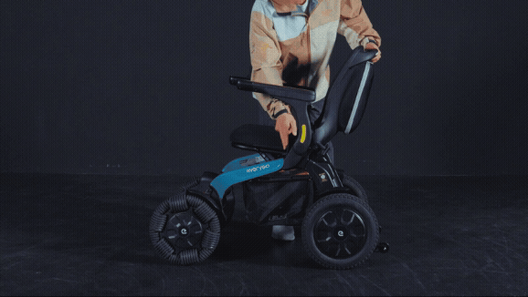 e092a736d5370e5cb640b9cfbd2dfe10_1787725115_9425.gif